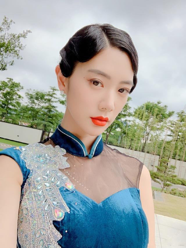 我秀直舞 侦探之夜